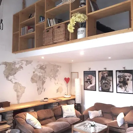 Unique, Homey Apartment In Central Budapest Lägenhet *