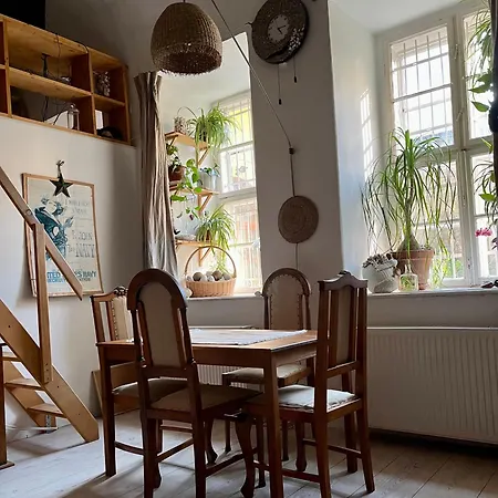 Unique, Homey Apartment In Central Budapest *