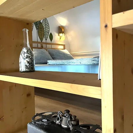 Lägenhet Unique, Homey Apartment In Central Budapest Budapest